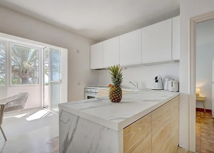 Lucy - 2 Bed Estepona