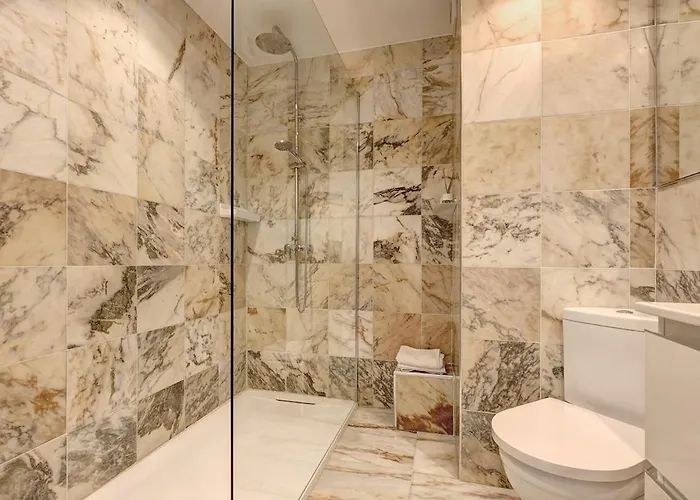 Lucy - 2 Bed Appartement Estepona