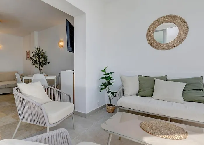 Lucy - 2 Bed Appartement