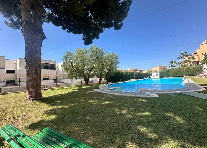 Lucy - 2 Bed Appartement Estepona